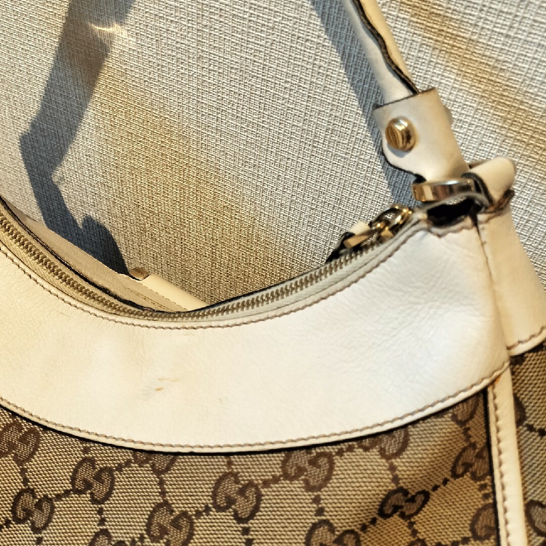 Gucci(グッチ)の正規店購入　中古　GUCCI　ハンドバッグ レディースのバッグ(ハンドバッグ)の商品写真