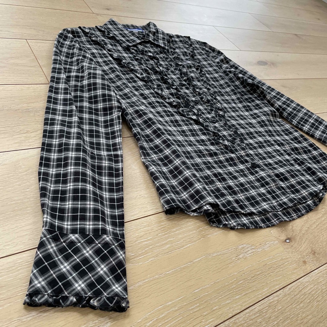 BURBERRY BLUE LABEL(バーバリーブルーレーベル)のBURBERRY BLUE LABEL シャツ レディースのトップス(シャツ/ブラウス(長袖/七分))の商品写真