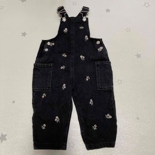 ザラキッズ(ZARA KIDS)のZARAベビー　花柄刺繍デニムサロペット(ロンパース)