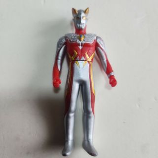 ウルトラマンゼロ　ストロングコロナゼロ　フィギュア(特撮)