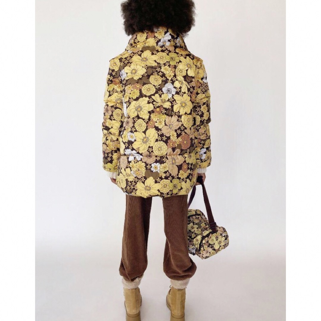ZARA(ザラ)のザラ　フラワーパフジャケット　 レディースのジャケット/アウター(ダウンジャケット)の商品写真