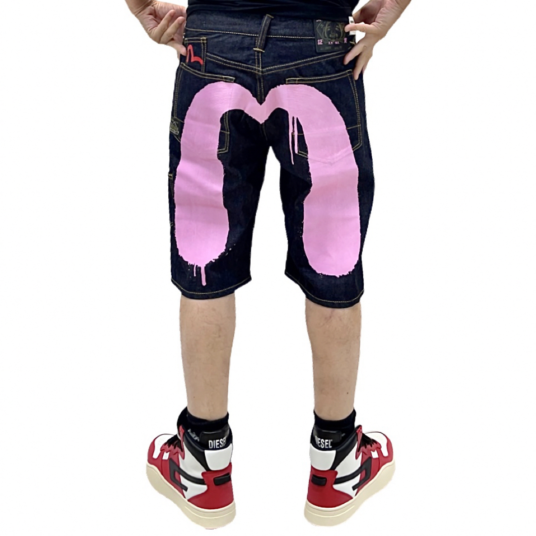 EVISU(エビス)の新品 エヴィス ヘリテージ 垂れる ピンク ペンキステッチ デニムショートパンツ メンズのパンツ(デニム/ジーンズ)の商品写真