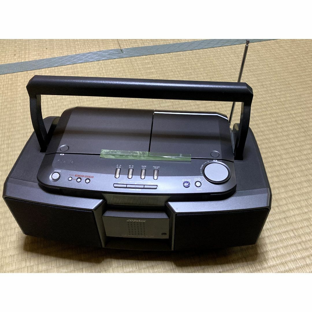 Victor(ビクター)のVictor CD-MDポータブルシステム RC-T1MD Clavia スマホ/家電/カメラのオーディオ機器(その他)の商品写真