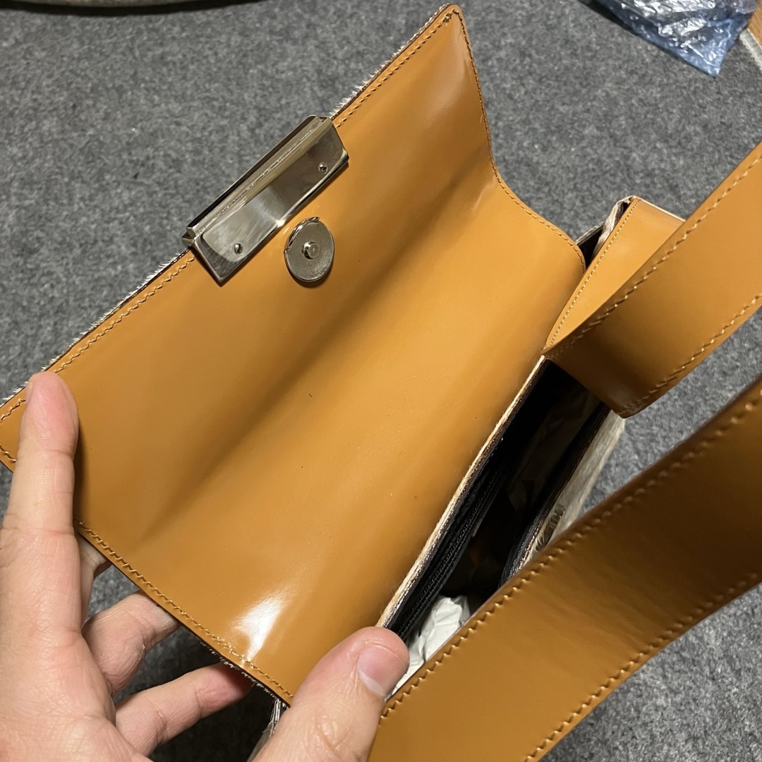名門【MINOBOSSI / ミノボッシ】 千鳥格子柄 ハンドバッグの通販