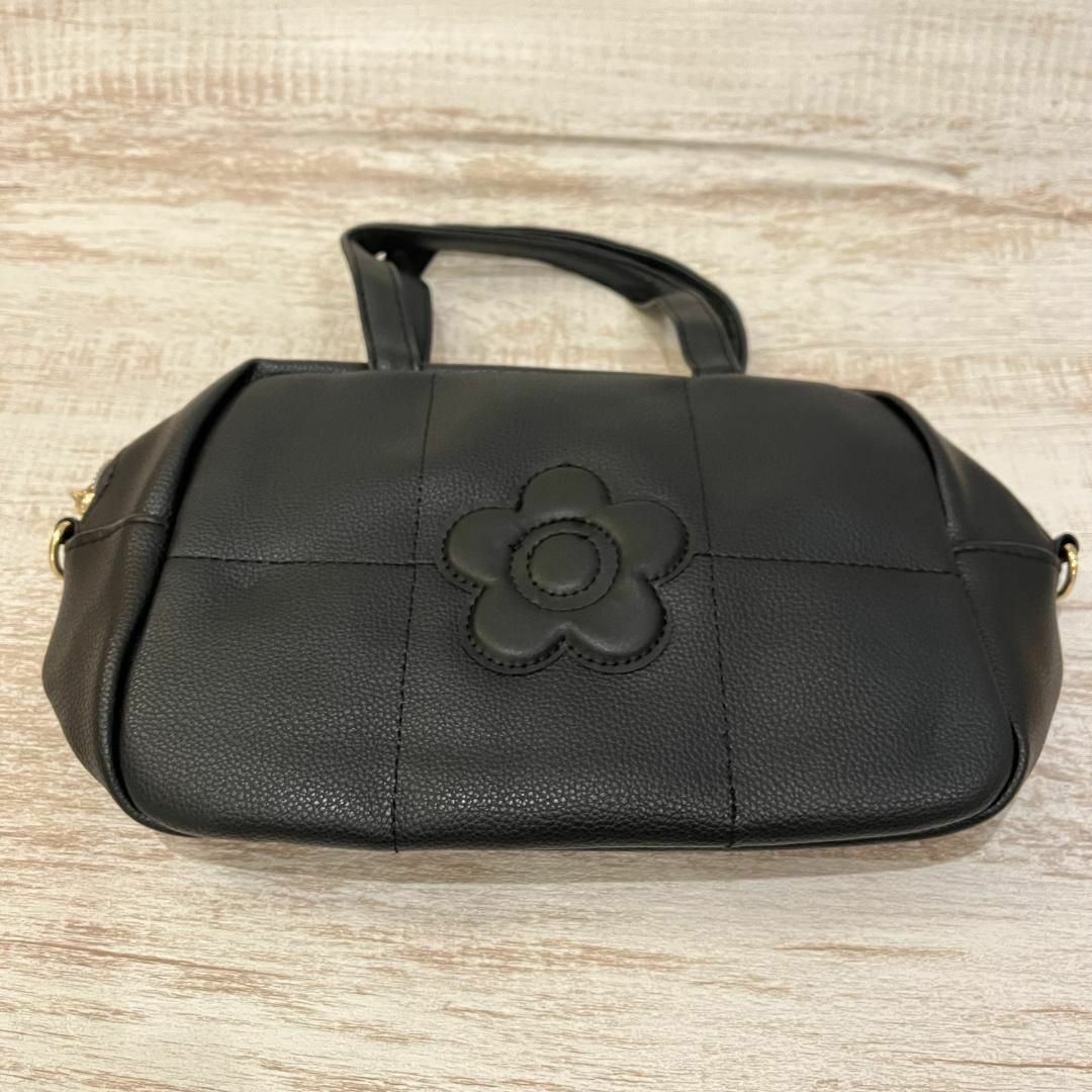 MARY QUANT(マリークワント)の【新品未使用】MARY QUANT キルティング風 2Wayショルダーバッグ レディースのバッグ(ショルダーバッグ)の商品写真