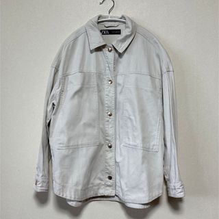 ザラ(ZARA)のZARA ホワイトデニムジャケット(Gジャン/デニムジャケット)