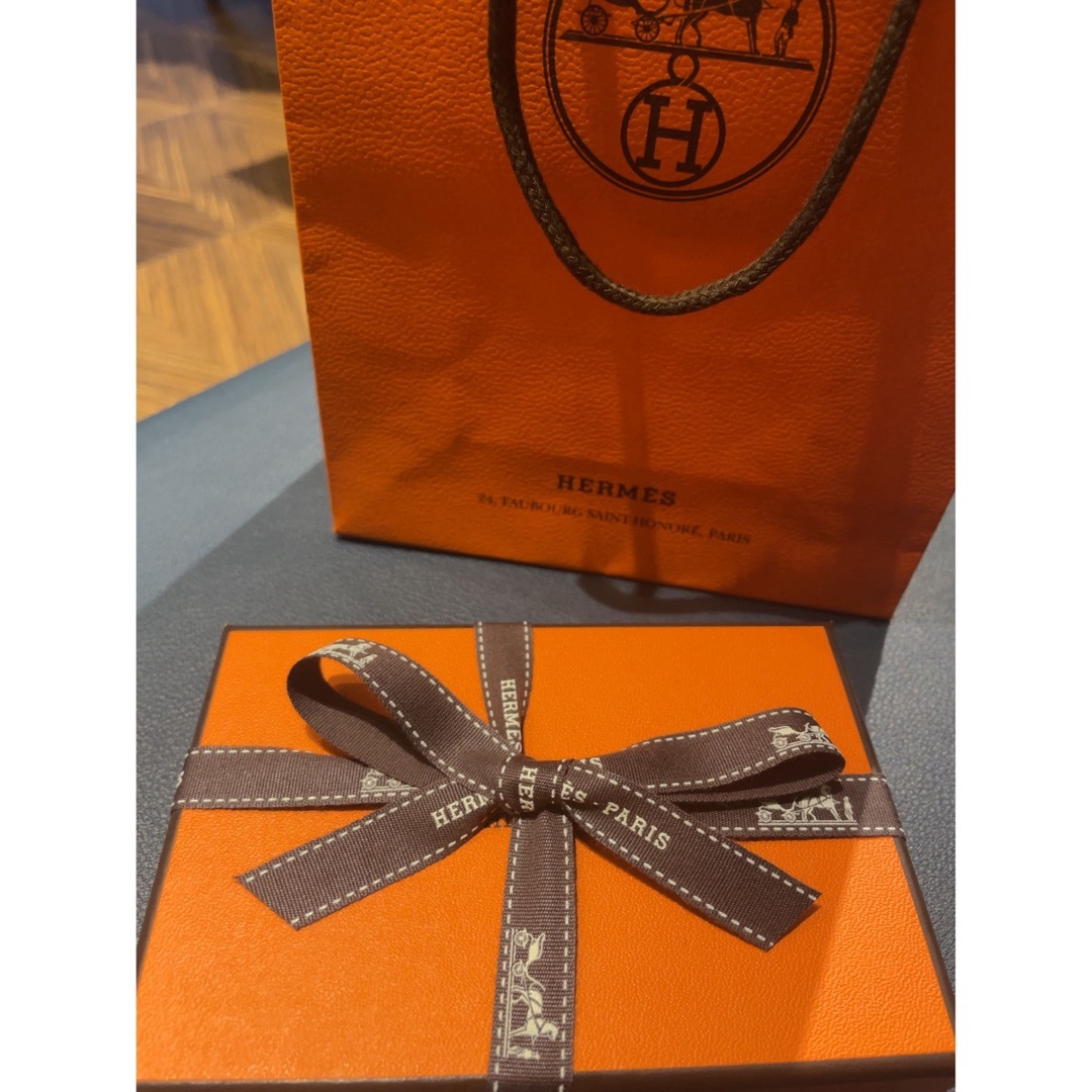 Hermes(エルメス)のHERMES エルメス　カルヴィ　ノアール　新品　カードケース メンズのファッション小物(折り財布)の商品写真