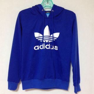 アディダス(adidas)のadidas パーカー(パーカー)