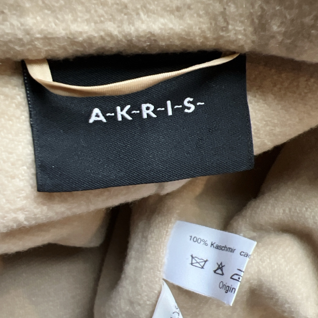 AKRIS(アクリス)の美品　AKRISアクリス　ダブルフェイス　カシミヤ100 スタンドカラー　コート レディースのジャケット/アウター(ロングコート)の商品写真