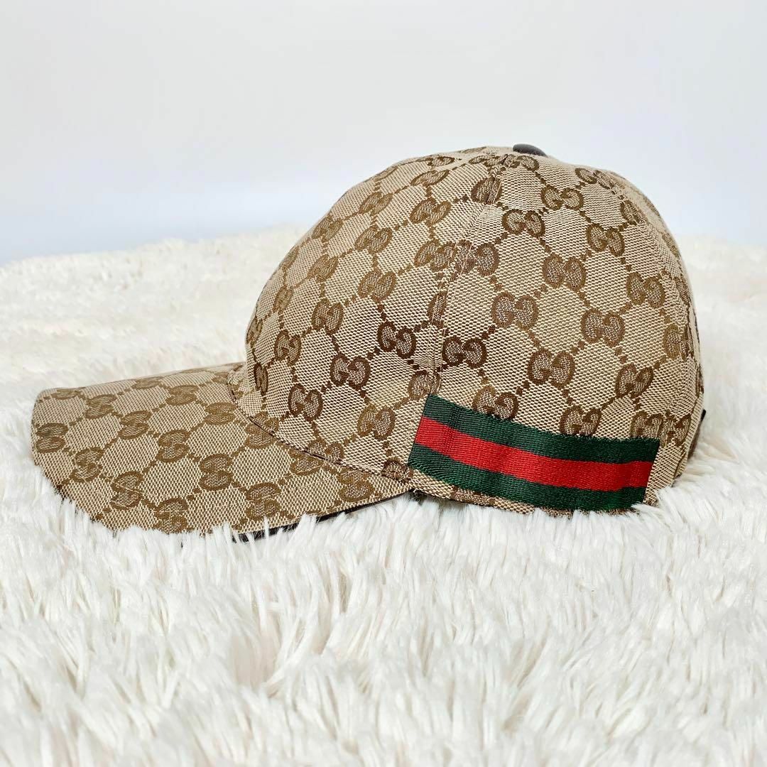 Gucci(グッチ)の【美品】グッチ ベースボールキャップ 帽子 GGキャンバス シェリーライン レディースの帽子(キャップ)の商品写真