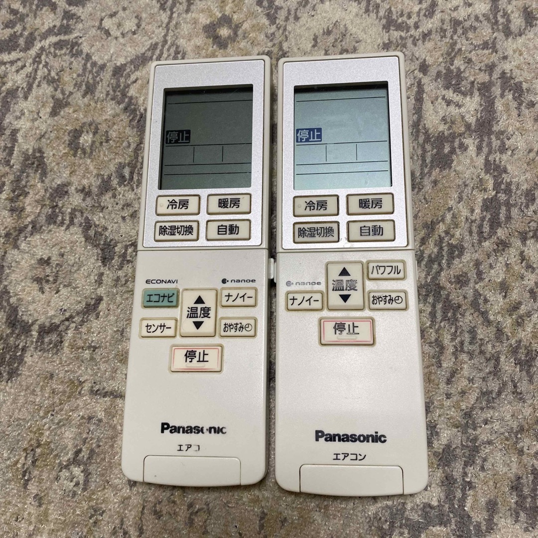 Panasonic(パナソニック)のパナソニック　エアコンリモコン　二種類 スマホ/家電/カメラの冷暖房/空調(エアコン)の商品写真