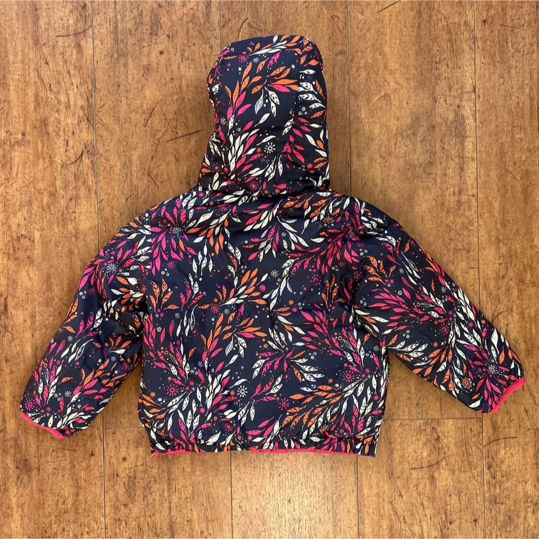 パタゴニア patagonia ダウン リバーシブル 3T   正規品 キッズ/ベビー/マタニティのキッズ服女の子用(90cm~)(ジャケット/上着)の商品写真