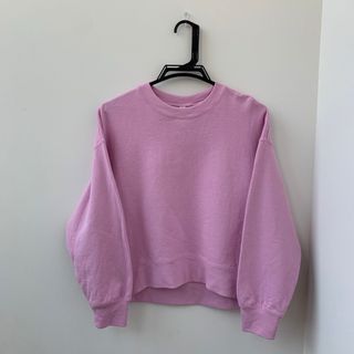 ユニクロ(UNIQLO)の【新品未使用】ユニクロ　スウェット クルーネックシャツ(長袖) ピンク　M(トレーナー/スウェット)