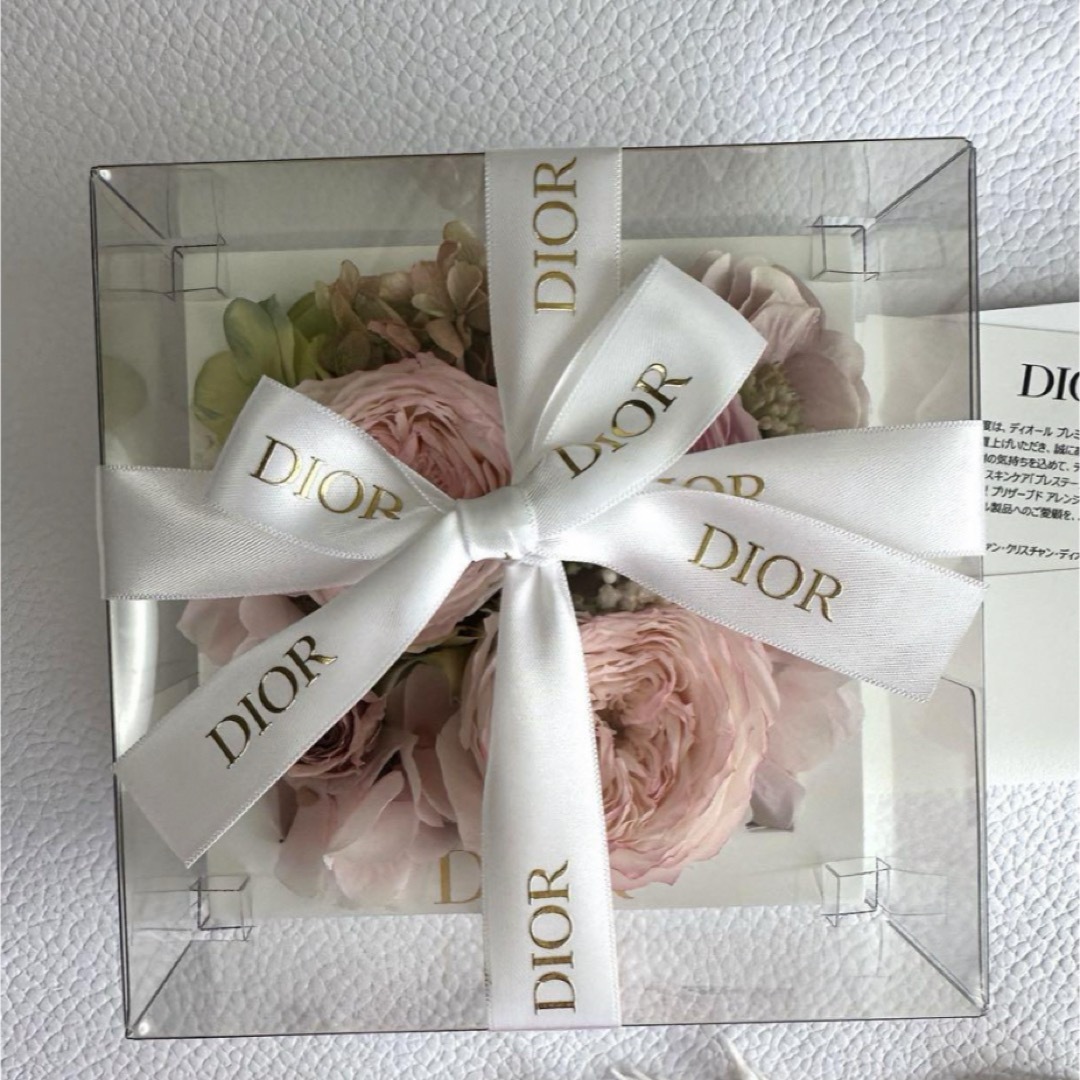 Christian Dior(クリスチャンディオール)のディオール フラワー ギフト ノベルティ 2023 新品未開封 エンタメ/ホビーのコレクション(ノベルティグッズ)の商品写真