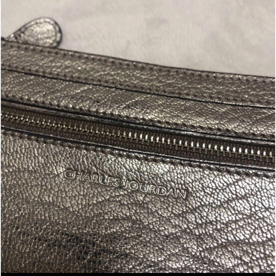 CHARLES JOURDAN(シャルルジョルダン)のシャルルジョルダン　長財布　シルバー レディースのファッション小物(財布)の商品写真