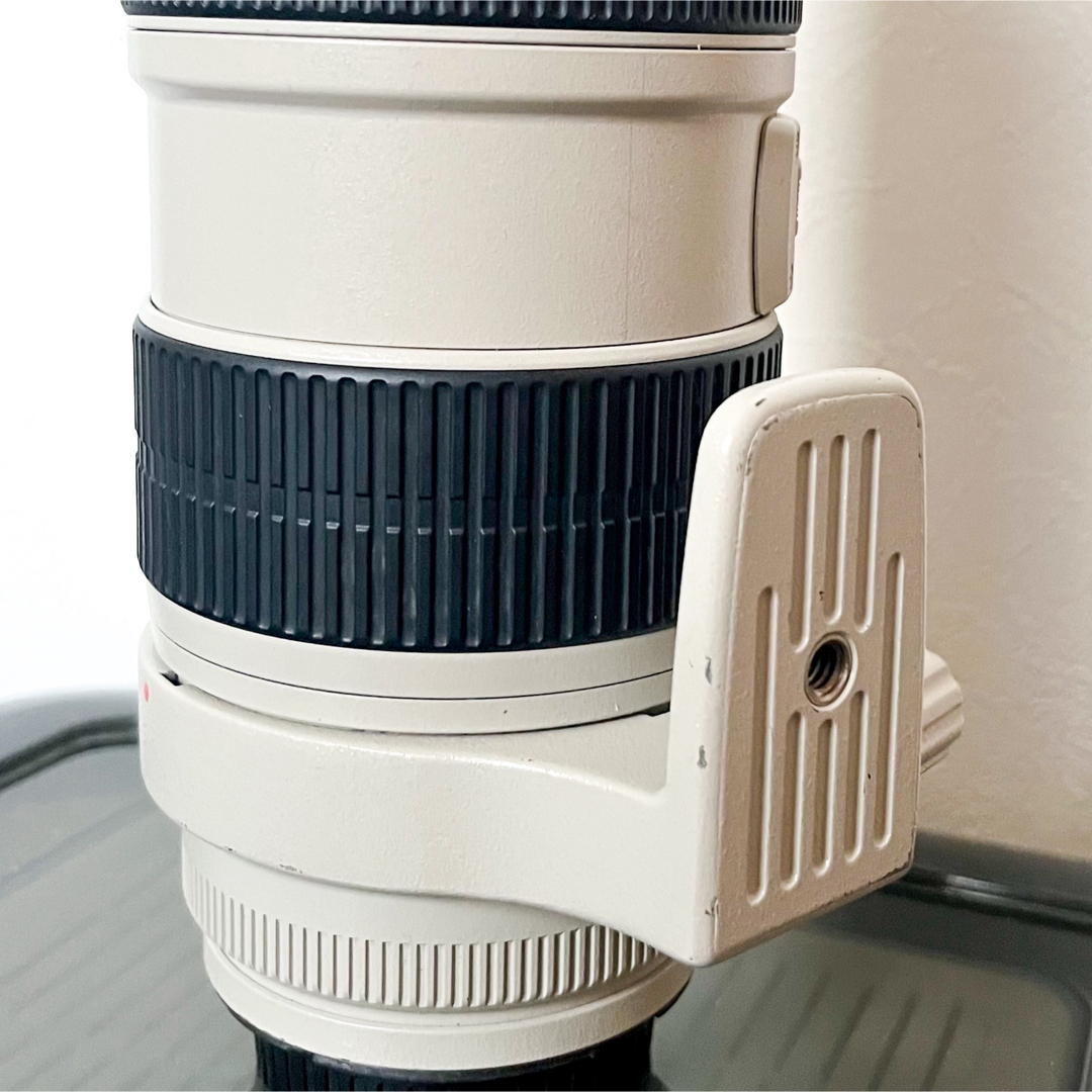 Canon(キヤノン)の【キャノン純正】CANON EF70-200mm F2.8L IS USM【望遠 スマホ/家電/カメラのカメラ(レンズ(ズーム))の商品写真