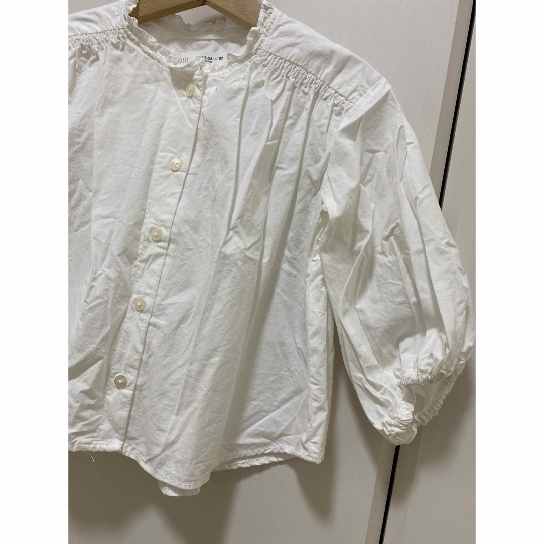 ZARA(ザラ)の（試着のみ）ZARA フリル シャツ キッズ/ベビー/マタニティのキッズ服女の子用(90cm~)(ブラウス)の商品写真