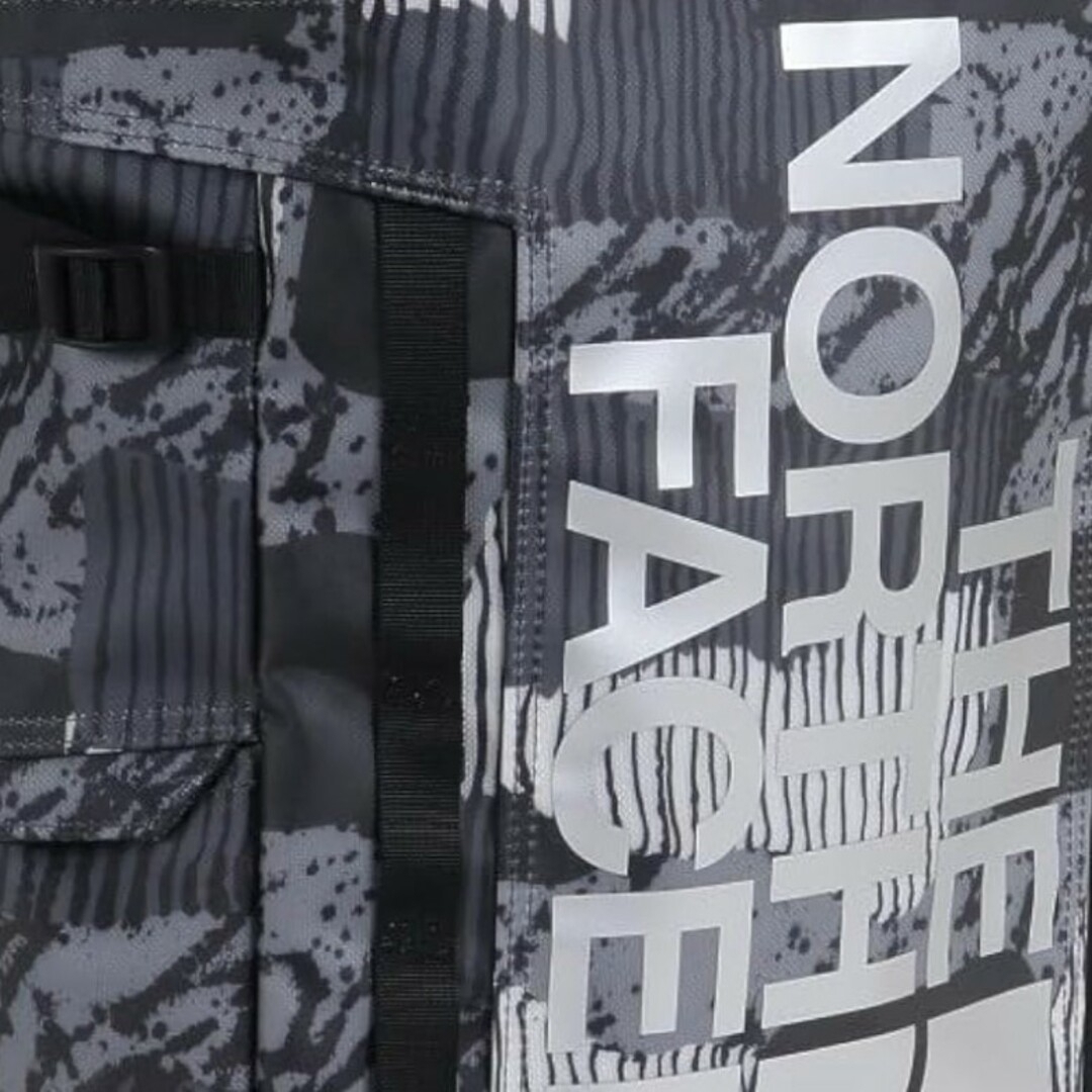 THE NORTH FACE(ザノースフェイス)の【新品】ノースフェイスヒューズボックス30Ｌアスファルトグレーヨセミテ！タグ付！ メンズのバッグ(バッグパック/リュック)の商品写真