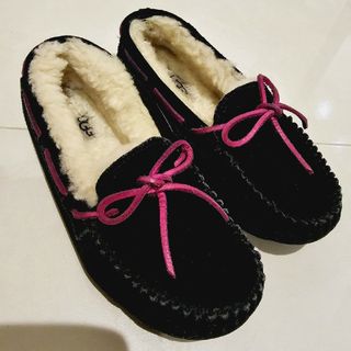 UGG - UGG キッズ モカシン 19.5㎝