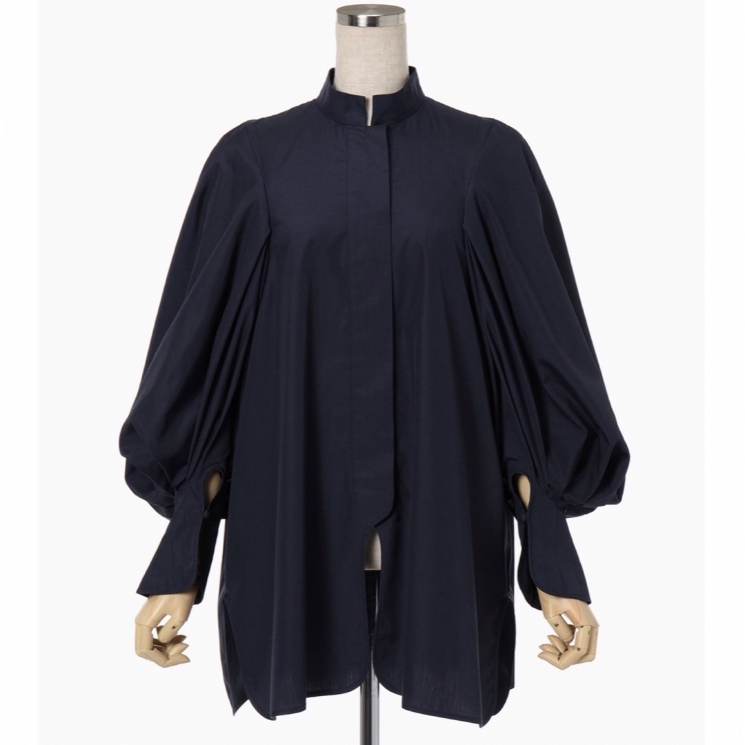 mame(マメ)のmame Puff Sleeve Cotton Shirt - navy レディースのトップス(シャツ/ブラウス(長袖/七分))の商品写真