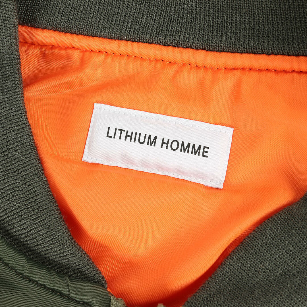 LITHIUM HOMME(リチウムオム)の新品同様 LITHIUM HOMME リチウムオム ジャケット サイズ:40 オーバーサイズ ウール パテッド ミリタリー ボンバー ジャケット (OVERSIZED MA-1 LH23-6801) ブルゾン ビッグシルエット 中綿 22AW セージグリーン アウター ブランド【メンズ】【中古】 メンズのジャケット/アウター(ミリタリージャケット)の商品写真