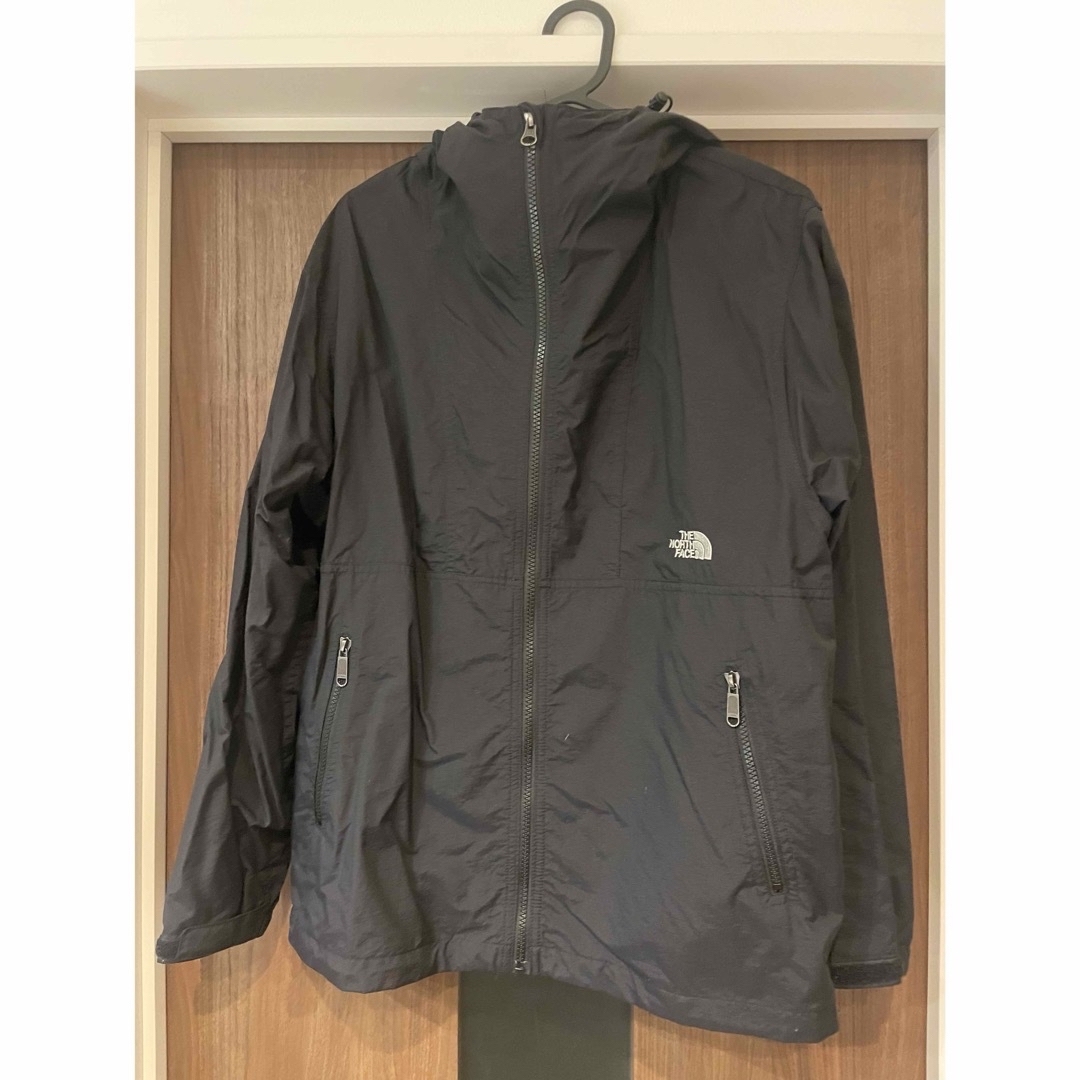 THE NORTH FACE(ザノースフェイス)のノースフェイス　パーカー　S メンズのジャケット/アウター(マウンテンパーカー)の商品写真