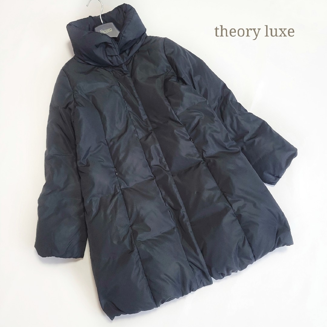 Theory luxe(セオリーリュクス)のlilyJ様 セオリーリュクス ショールカラーダウンコート ダウンジャケット レディースのジャケット/アウター(ダウンコート)の商品写真