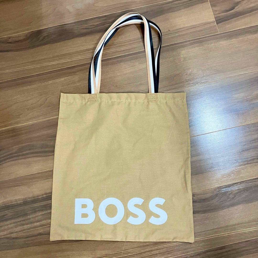 新品）BOSS エコバッグ ベージュ メンズのバッグ(エコバッグ)の商品写真