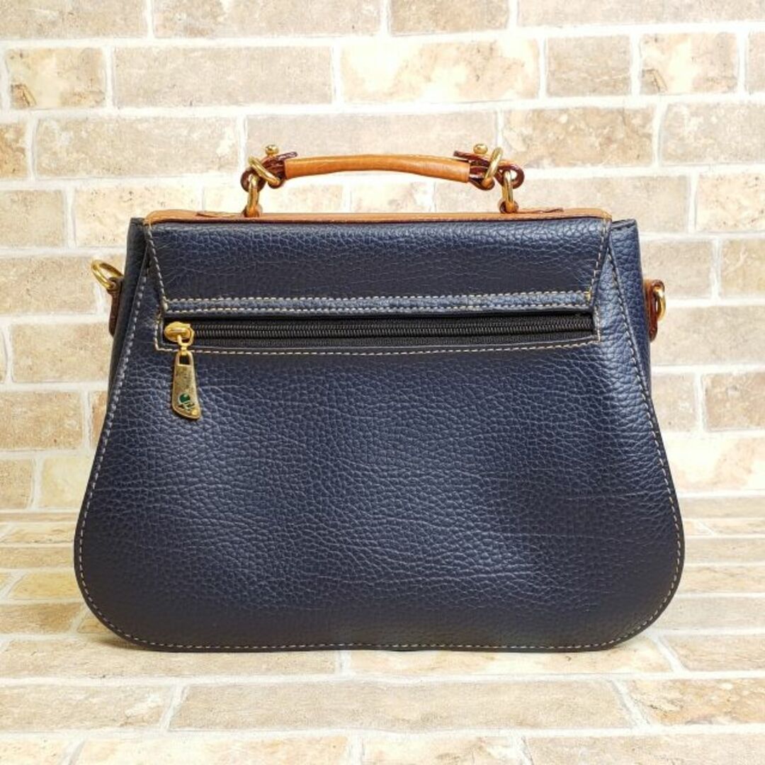 ダブルフィッシュ ☆ レザー 2WAY ショルダーバッグ 自立OK ダブルフィッシュ ☆ レザー 2WAY ショルダーバッグ 自立OK