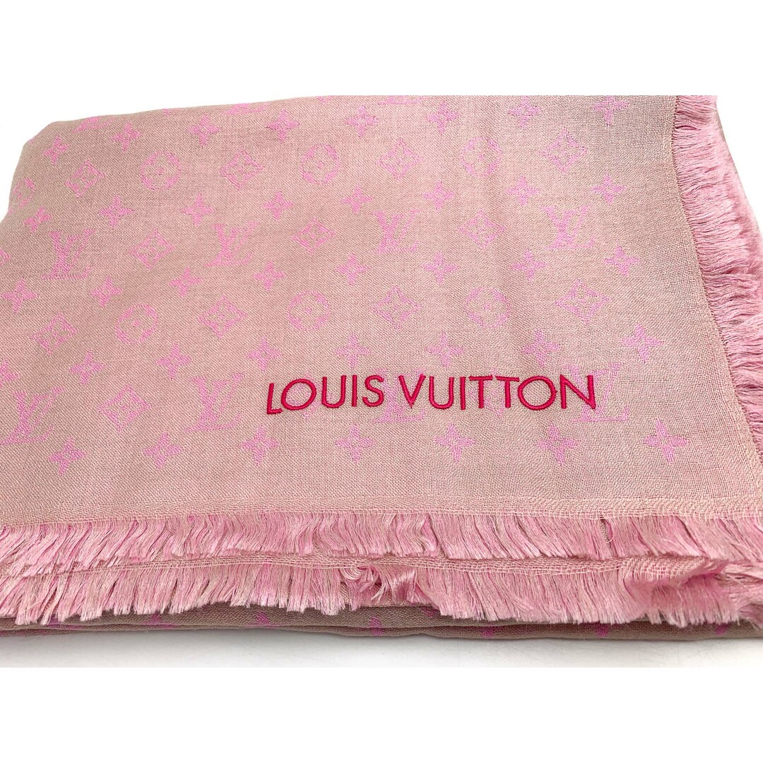 LOUIS VUITTON(ルイヴィトン)のLOUIS VUITTON ルイヴィトン シルク ウール モノグラム  大判 ピンク系 ストール R97644 ショール マフラー アパレル レディースのファッション小物(ストール/パシュミナ)の商品写真