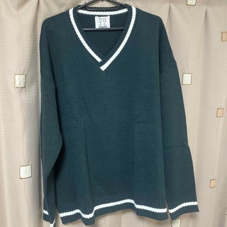 緑のニットセーター(ニット/セーター)