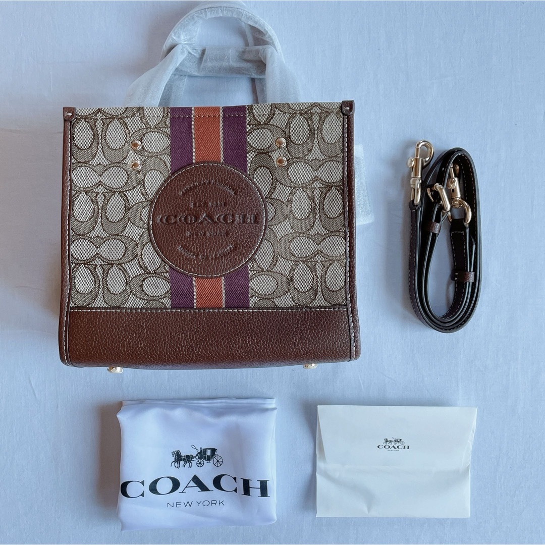 心と体の健康 COACH コーチ デンプシートート22 シグネチャー ジャ