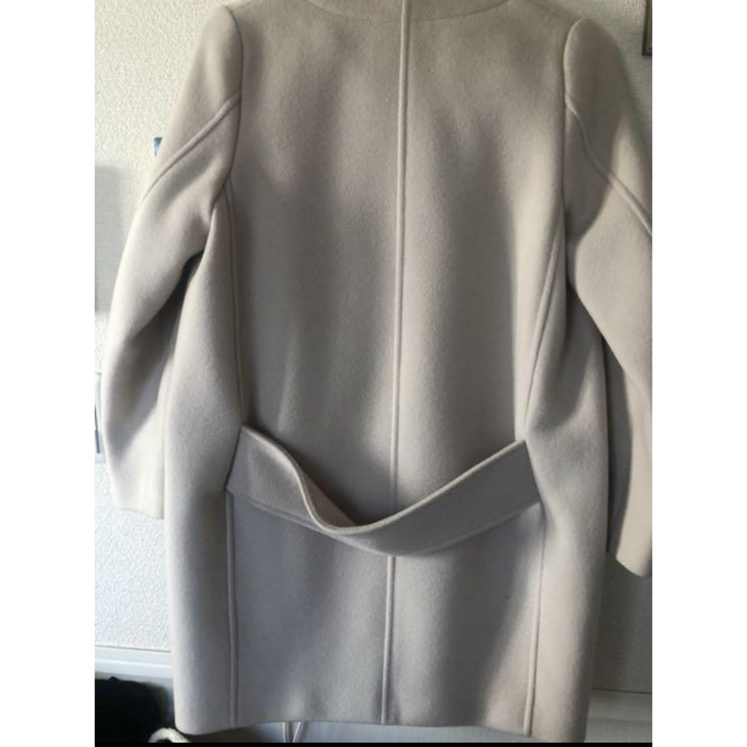 IENA(イエナ)のIENA コート　ホワイト　白 レディースのジャケット/アウター(ロングコート)の商品写真