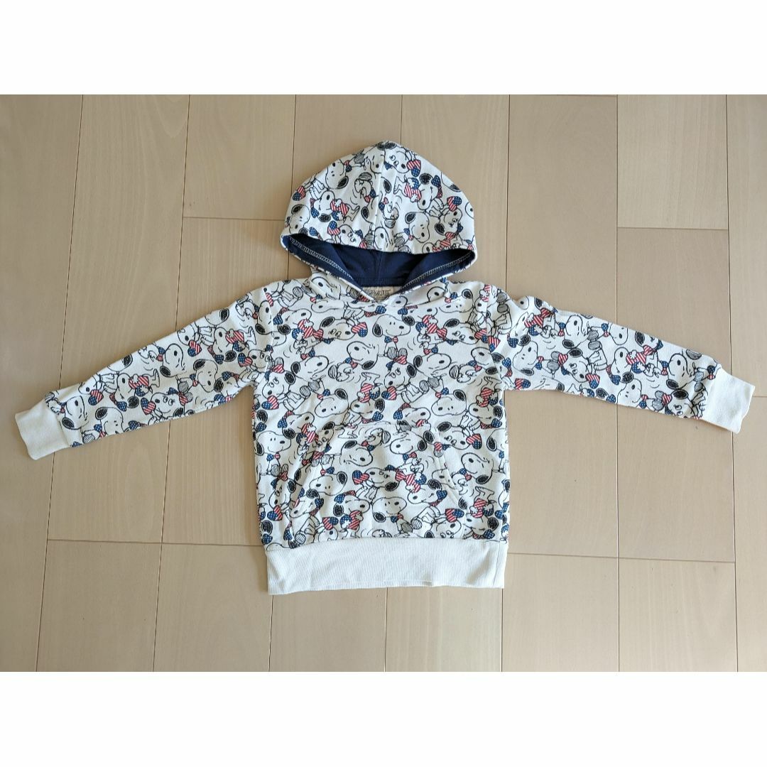 SNOOPY(スヌーピー)のトレーナー　120　スヌーピー　裏起毛　保育園　 キッズ/ベビー/マタニティのキッズ服女の子用(90cm~)(その他)の商品写真