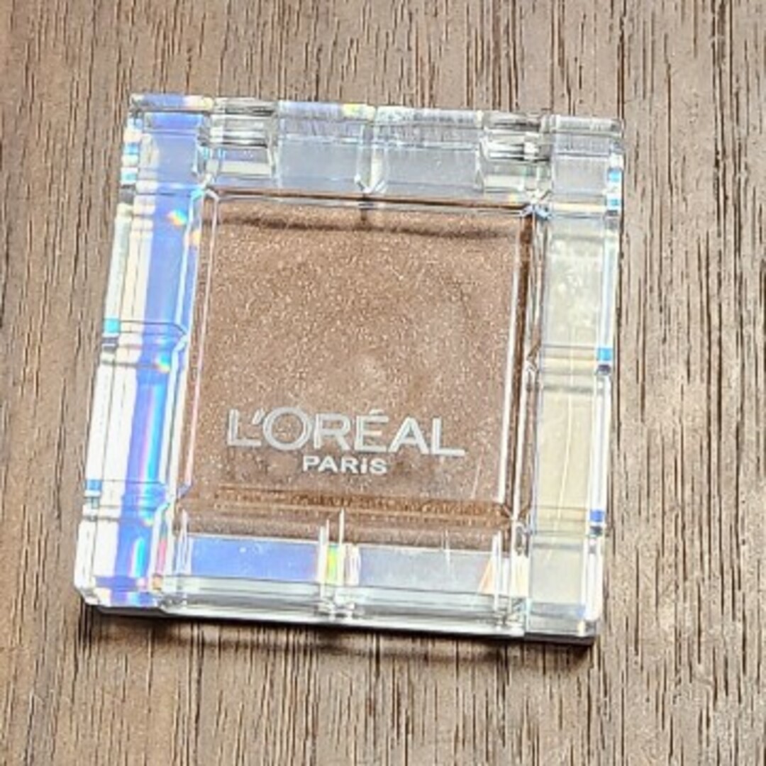 L'Oreal Paris(ロレアルパリ)のロレアルパリ　アイシャドウ　02 コスメ/美容のベースメイク/化粧品(アイシャドウ)の商品写真