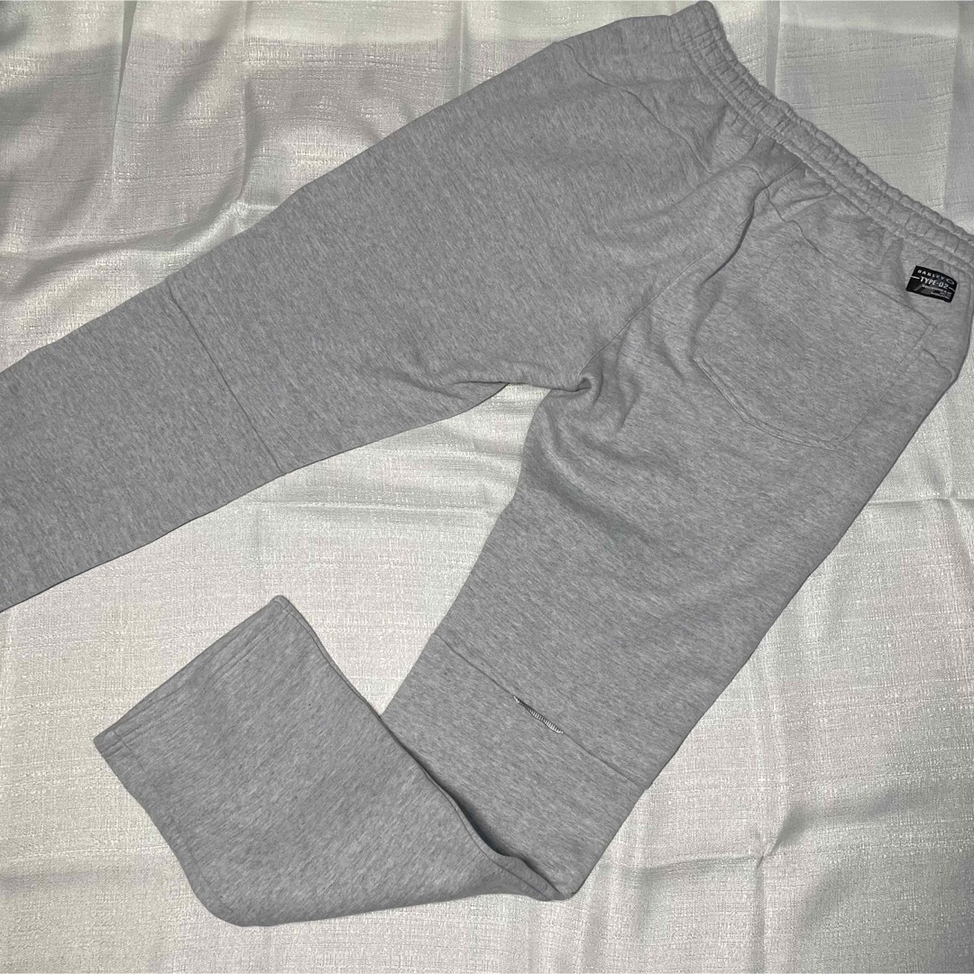 Oakley(オークリー)のオークリー スウェット パンツ 裏起毛 厚手 ジャージ ズボン TYPE-02 メンズのパンツ(その他)の商品写真