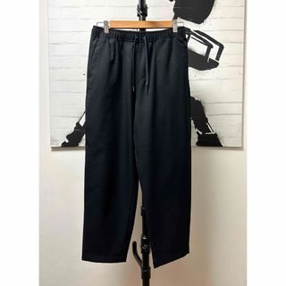 ティゴラ(TIGORA)の秋冬モデル　TIGORA ティゴラウールライクイージーパンツBK  Size.M(その他)