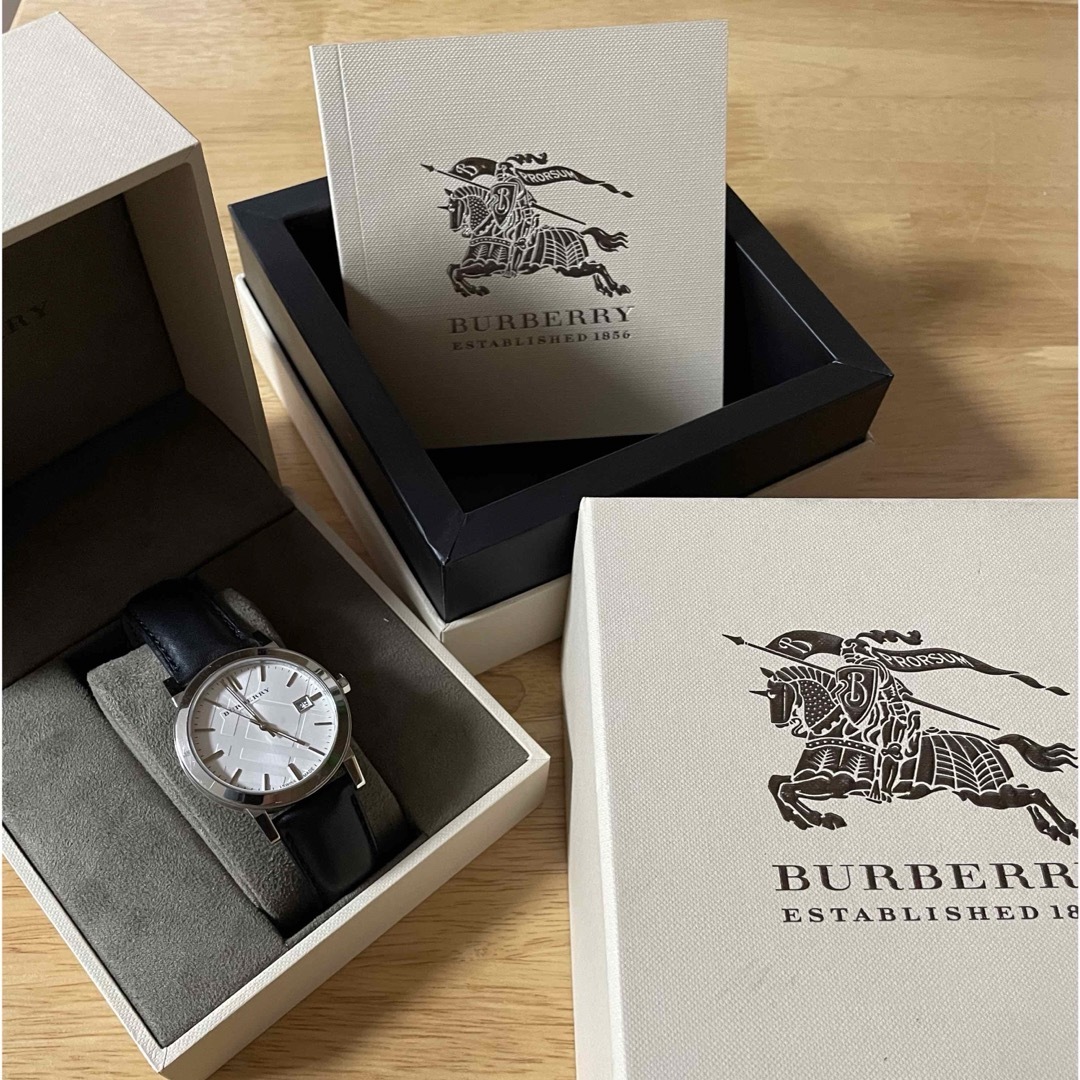 BURBERRY - バーバリークォーツ時計【Burberry Watch】の通販 by ツネ