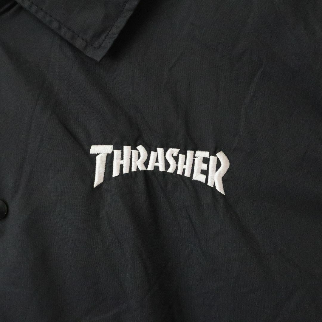 THRASHER(スラッシャー)の【バックロゴ】スラッシャー／コーチジャケット　刺繍ロゴ　ストリート　裏地付き　黒 メンズのジャケット/アウター(ナイロンジャケット)の商品写真
