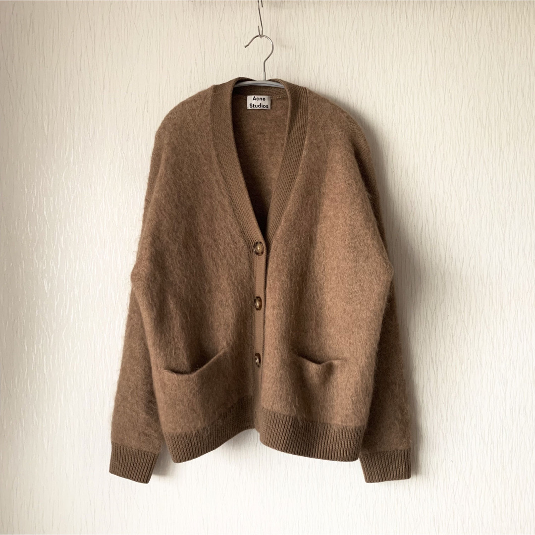 Acne Studios(アクネストゥディオズ)のACNE STUDIOS S RIVES MOHAIR CARDIGAN レディースのトップス(カーディガン)の商品写真