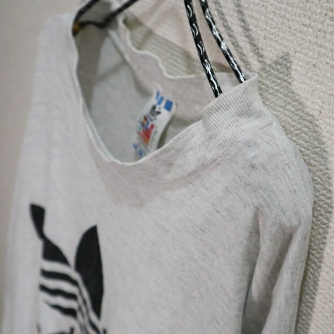 adidas(アディダス)の ◆古着◆　80’　adidas　アディダス　ビッグ万国旗タグ　長袖Tシャツ メンズのトップス(Tシャツ/カットソー(七分/長袖))の商品写真