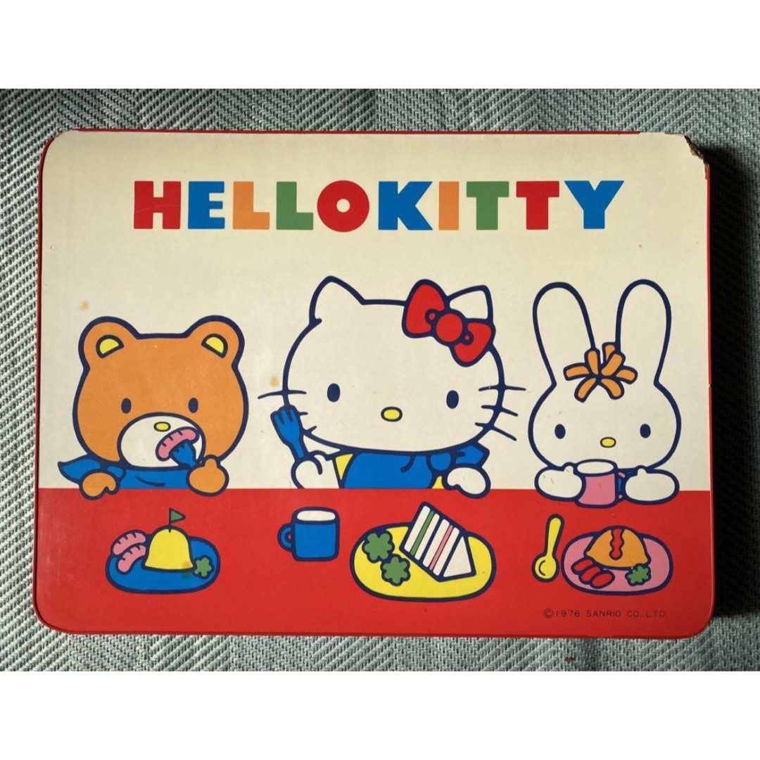 ハローキティ(ハローキティ)のハローキティ　Hello Kitty 1979年　折りたたみテーブル　机 インテリア/住まい/日用品の机/テーブル(折たたみテーブル)の商品写真