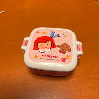 ファミリア(familiar)のファミリア　マドレーヌちゃん(弁当用品)