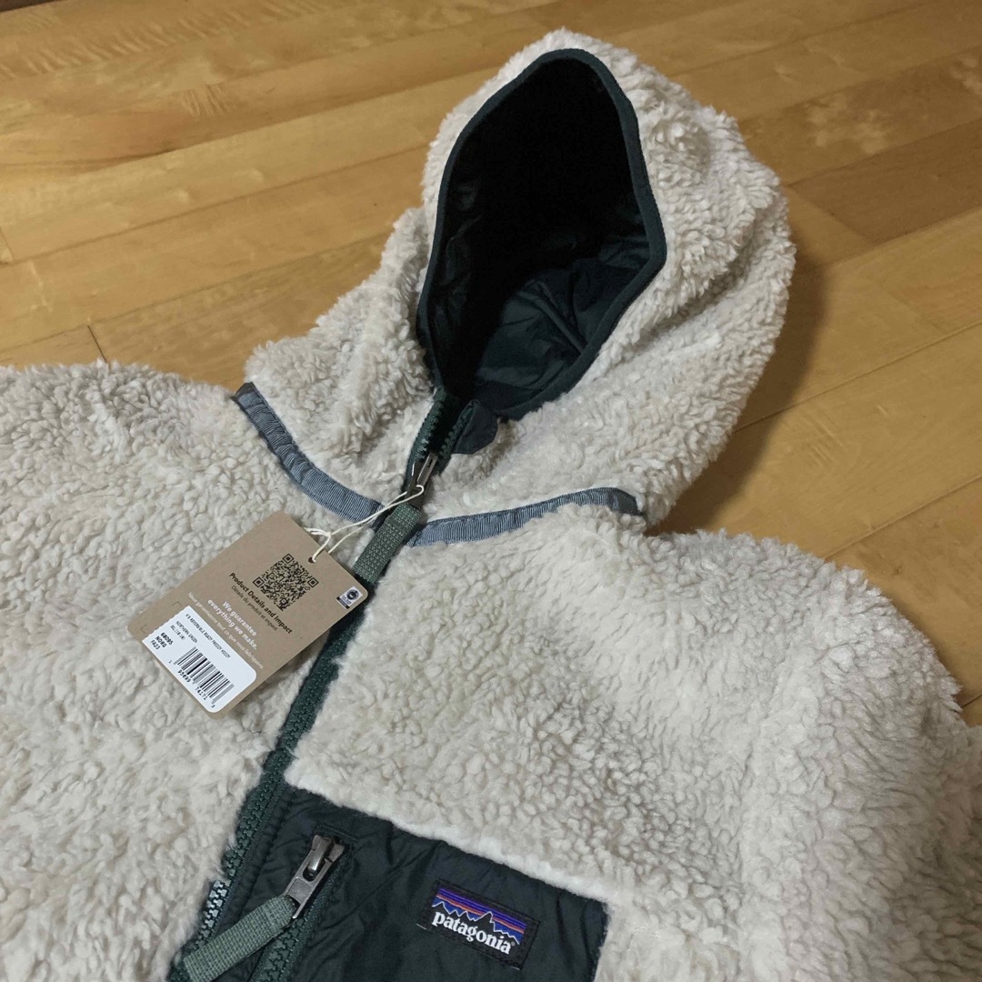 patagonia(パタゴニア)の最新23 パタゴニア レディフレディ フーディー (ガールズ)XXL 国内正規品 レディースのジャケット/アウター(ブルゾン)の商品写真