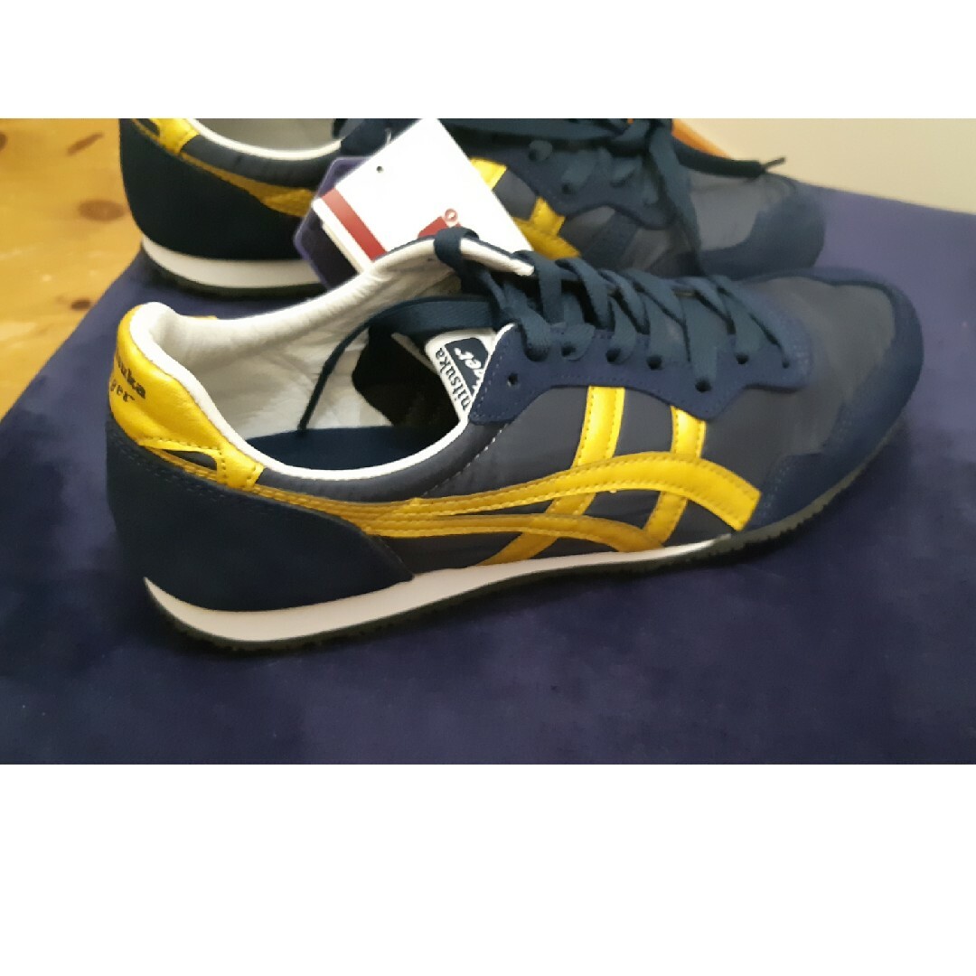 Onitsuka Tiger(オニツカタイガー)のonitsukatiger SERRANO メンズの靴/シューズ(スニーカー)の商品写真