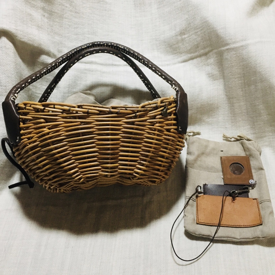 エバゴス グレー かごバッグ 未使用 - かごバッグ エバゴス グレー かごバッグ 未使用 - かごバッグ