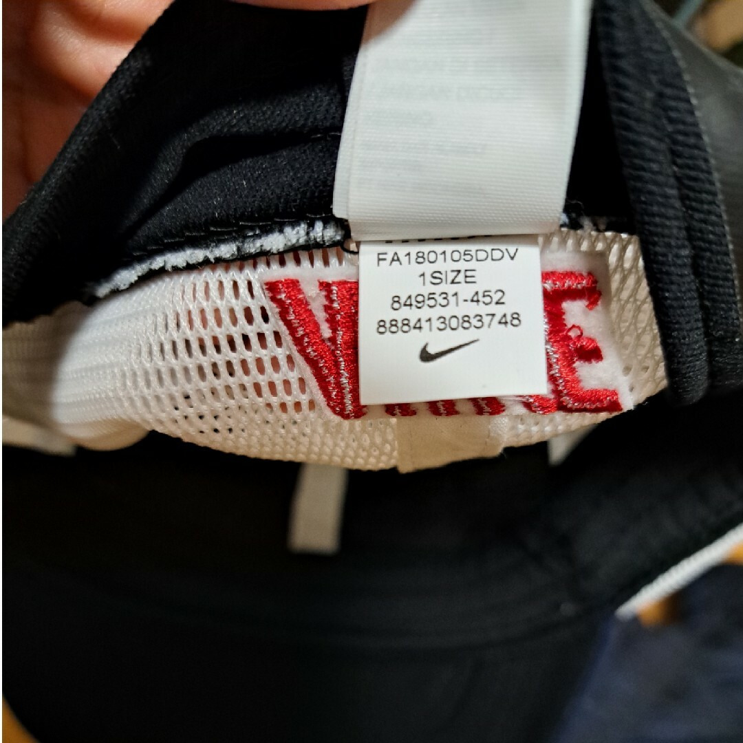 NIKE(ナイキ)のかんまま様専用　NIKE  キャップ キッズ/ベビー/マタニティのこども用ファッション小物(帽子)の商品写真