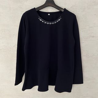 首元ビジュー✨ペプラムカットソーLLサイズ紺体型カバー【極美品】(カットソー(長袖/七分))