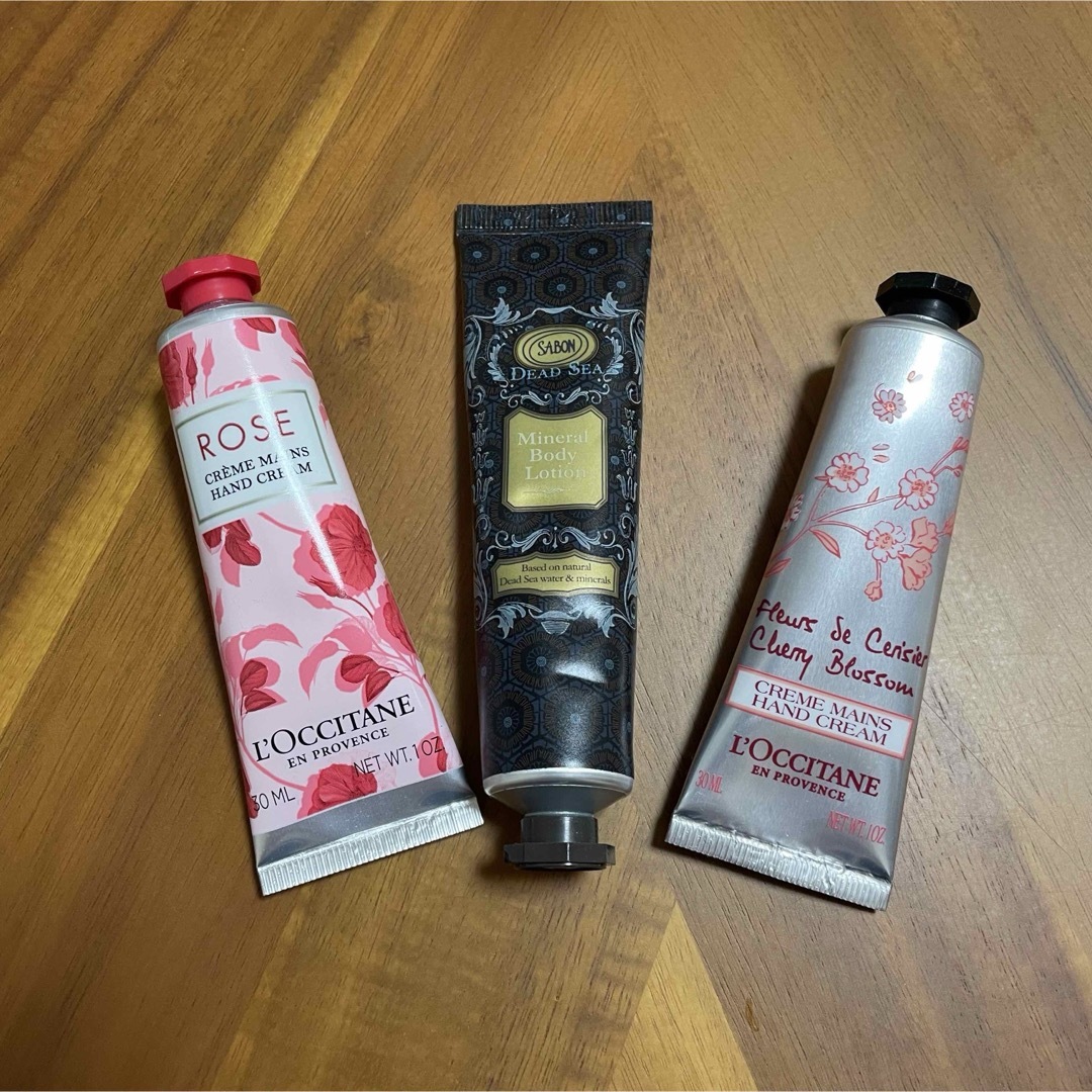 L'OCCITANE(ロクシタン)の新品 ハンドクリーム ボディローション 3本セット ロクシタン SABON コスメ/美容のボディケア(ハンドクリーム)の商品写真