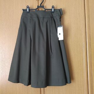 マジェスティックレゴン(MAJESTIC LEGON)の未使用タグ付き　後ろゴムウエストフレアースカート　マジェスティックレゴン(ひざ丈スカート)